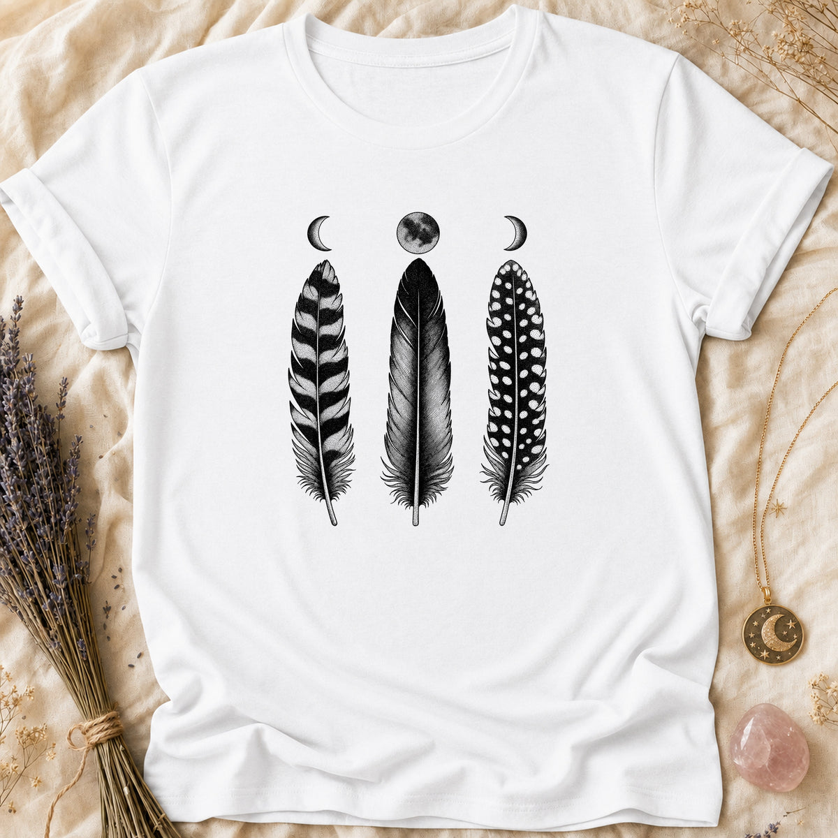Three Feathers - White [three-feathers]